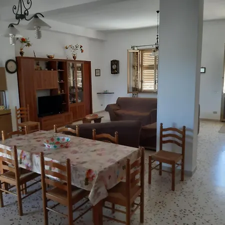 بيت للعطل Casa Rosa Maria مارسالا
